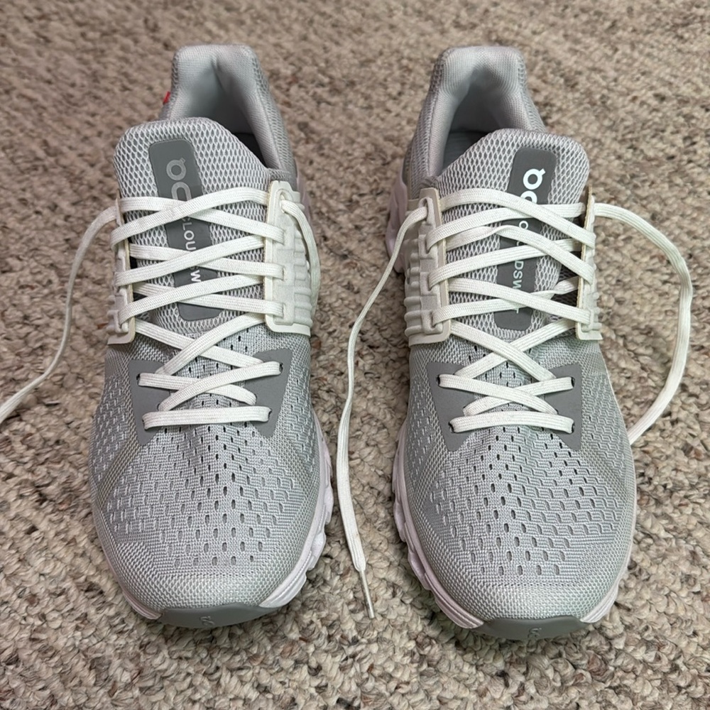 On Cloudswift Running Shoe